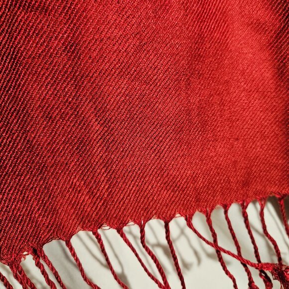 Berry Red 100% Viscose Scarf with Tassels - Picture 5 of 6